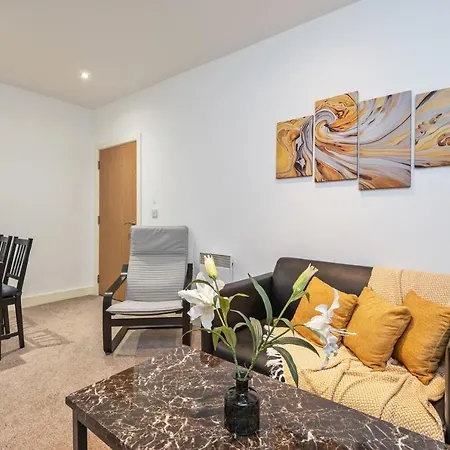 Modern 2 Bedroom Luxury * Bradford (West Yorkshire)